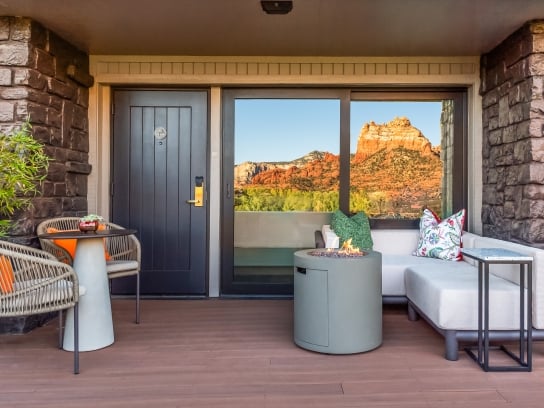 Cliffs Premiere Patio with private firepit