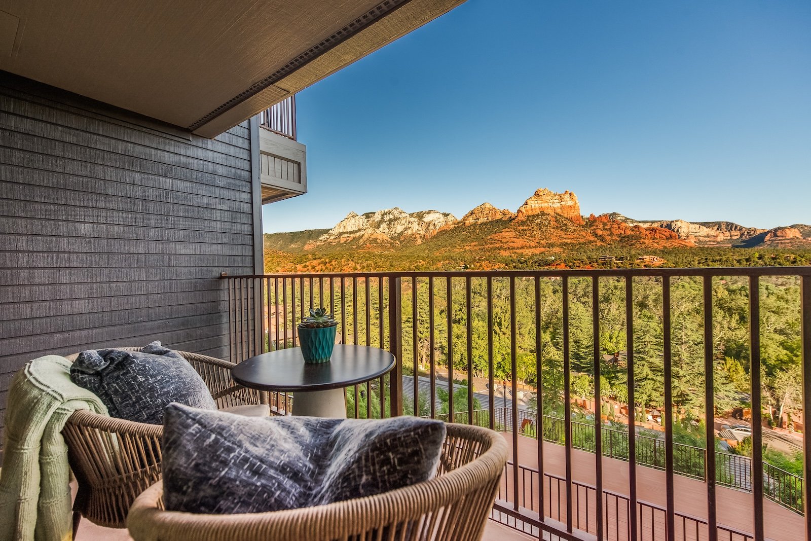 Cliffs Suite ADA Balcony