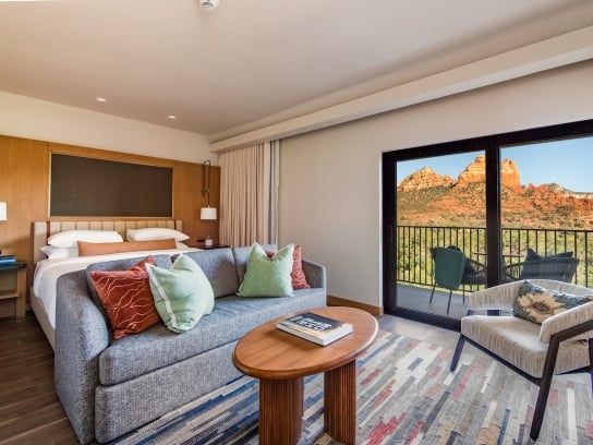 Cliffs Suite Main Room