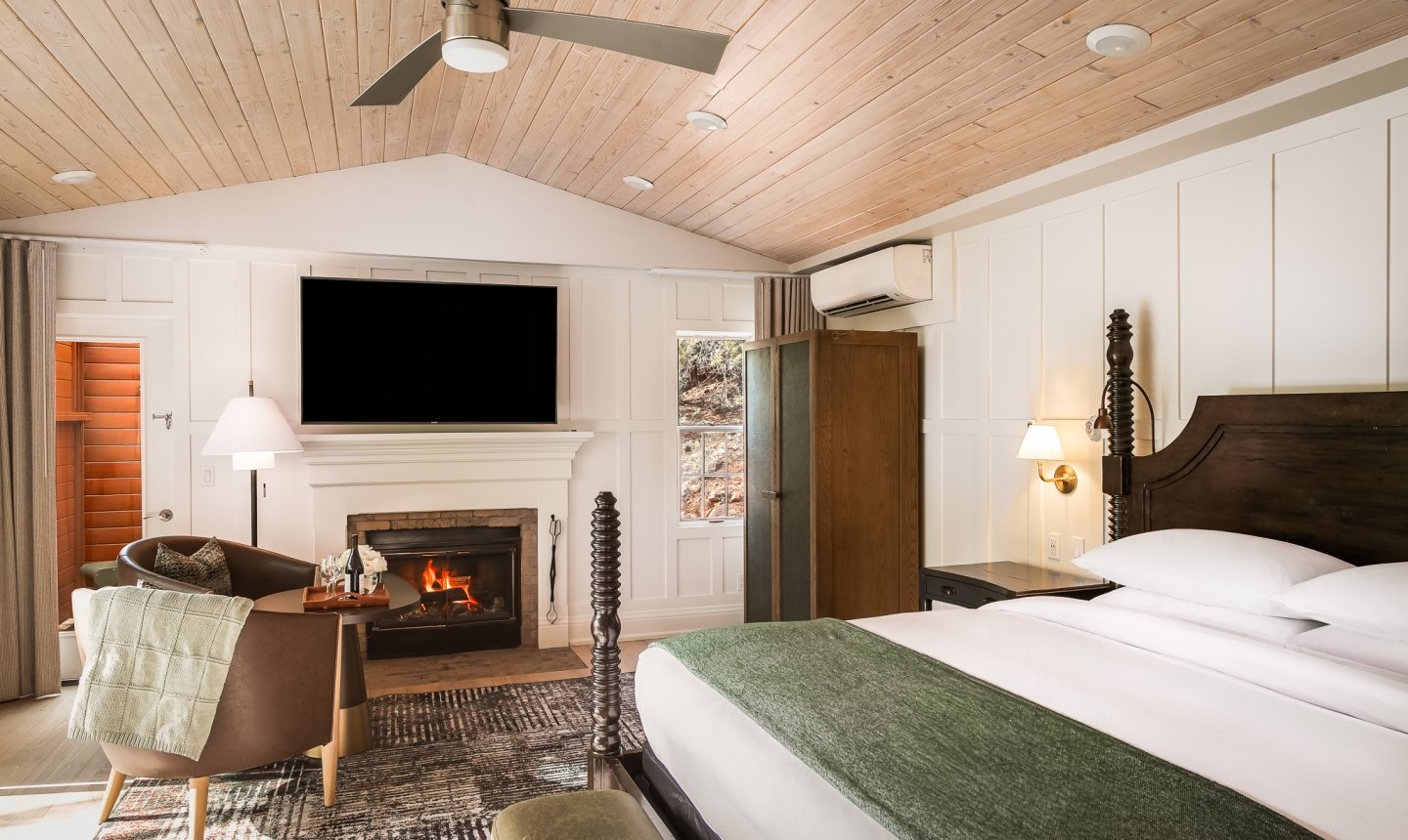 Creekside Cottage Overview