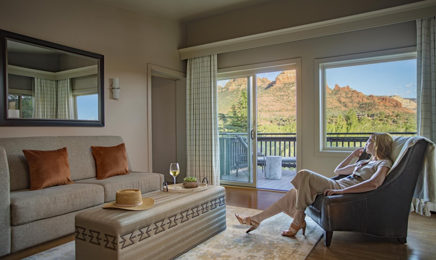 Vista Suite Cottage Living Room