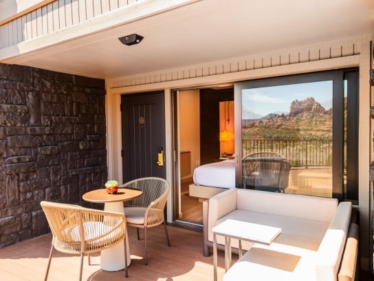 The Cliffs King Premiere Patio