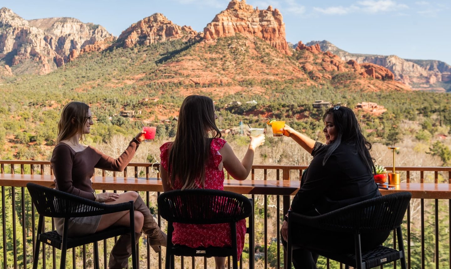 The Cliffs Reception Area. Three women with drinks