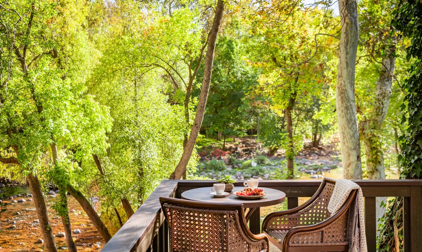 Creekside Cottage Deck