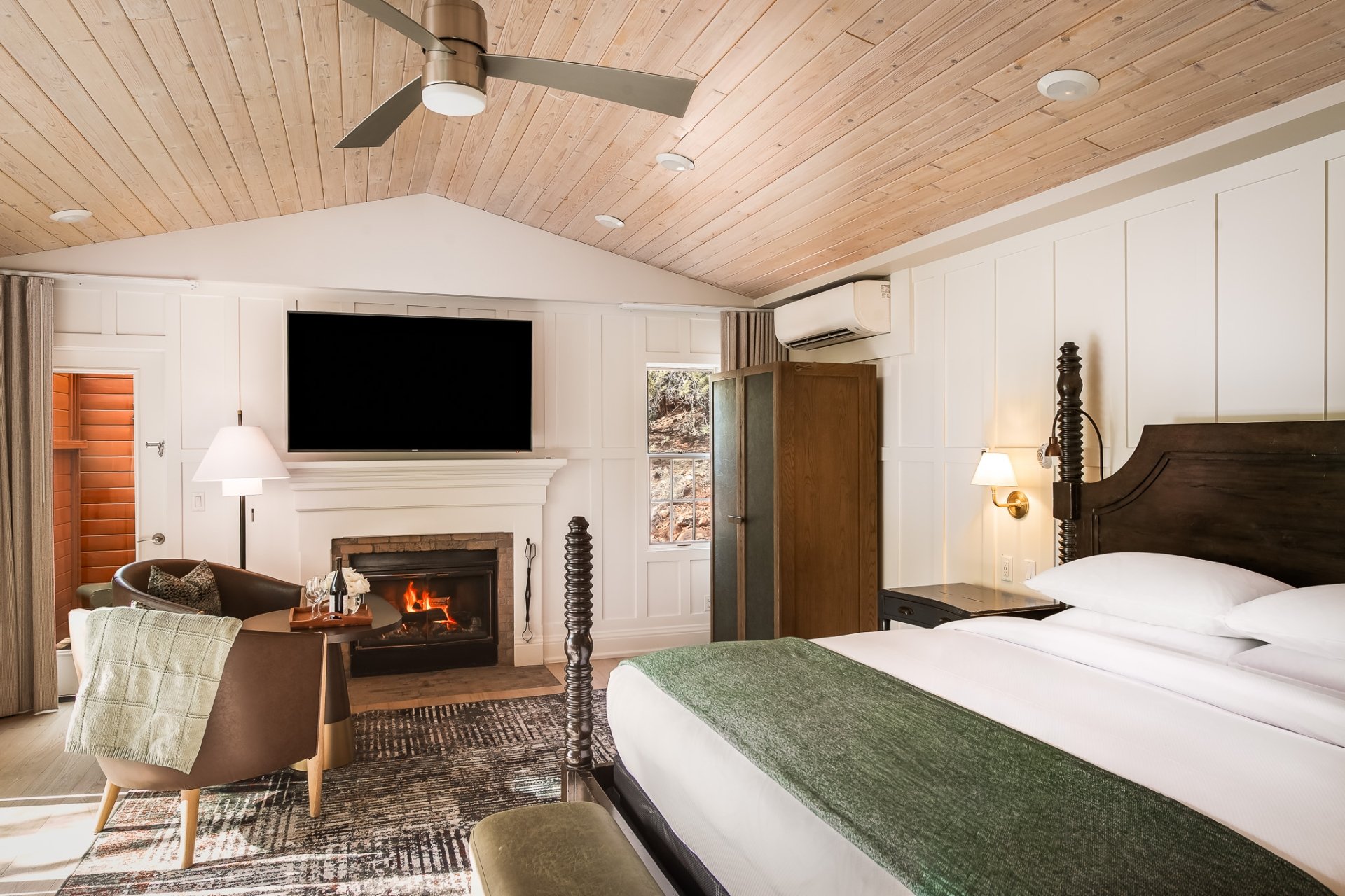 Creekside Cottage Overview