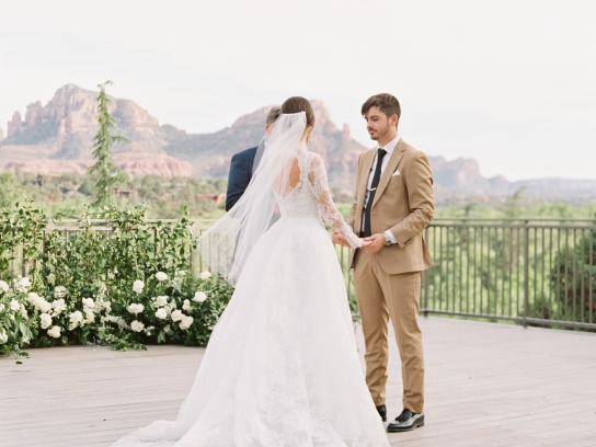 Vista Overlook Wedding Couple
